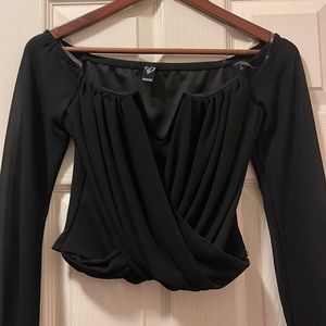 Black Windsor off the shoulder crop top